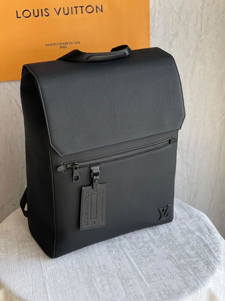 حقيبة "بلاك إيليت" من لويس فويتون (LV Black Elite Aerogram)_thumbnail_2
