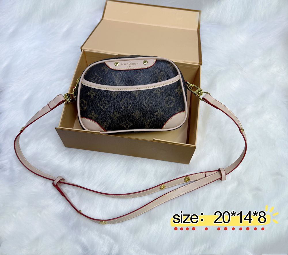 حقيبة لويس فويتون كروس بودي - تصميم "كاميرا باج"  (LV Camera Box)_thumbnail_1