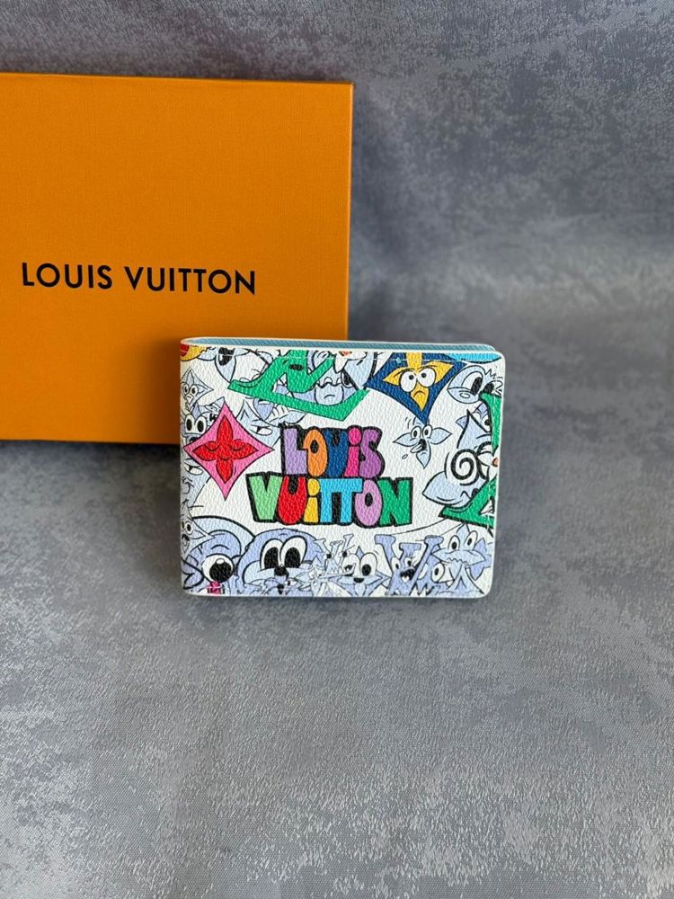 محافظ "إل في" أرتيستيك - برسومات حصرية (LV Artistic Edition Wallets)_thumbnail_0