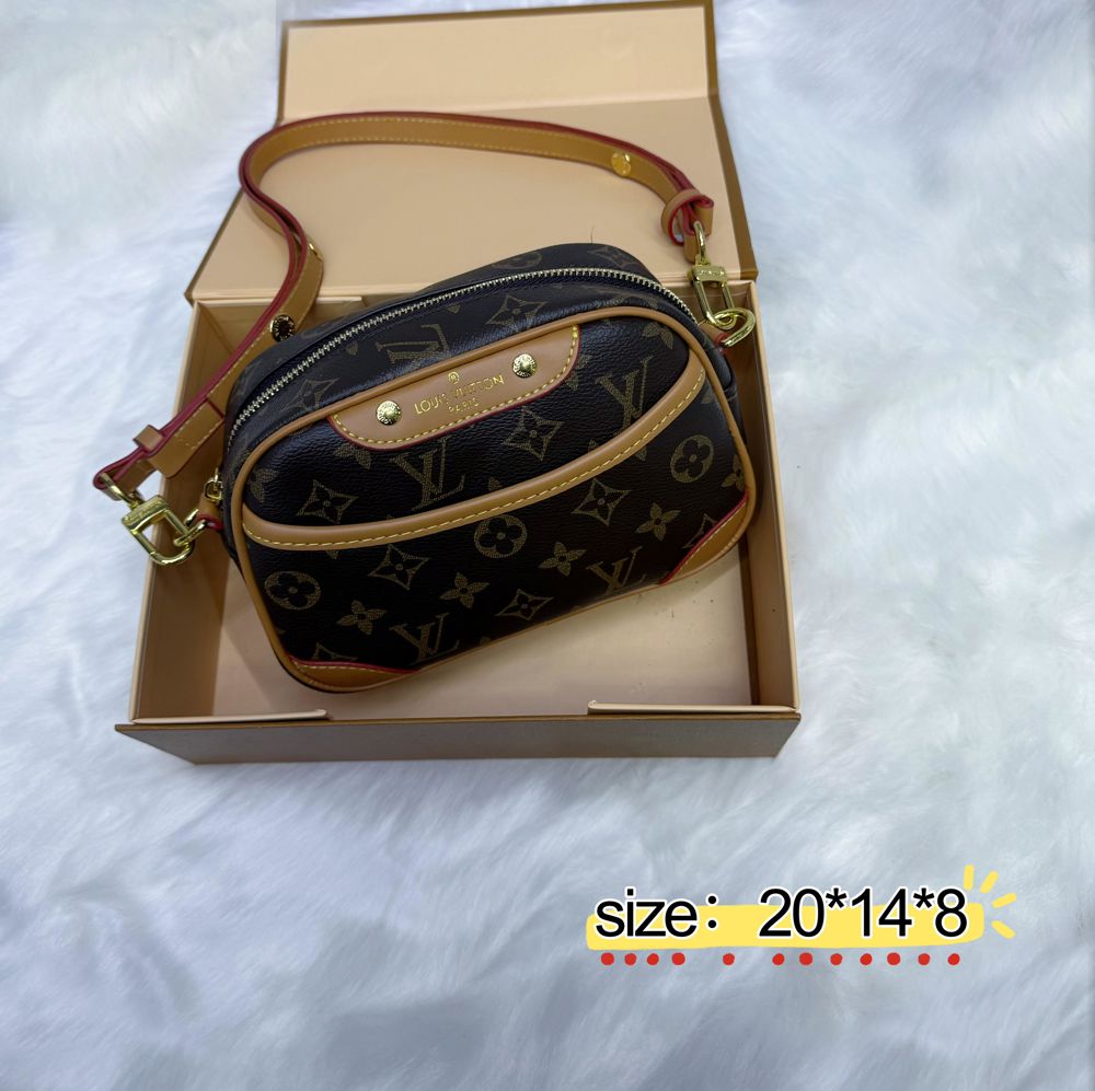 حقيبة لويس فويتون كروس بودي - تصميم "كاميرا باج"  (LV Camera Box)_thumbnail_0